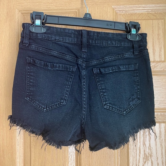 Von Maur Black Jean Shorts Size: S - Picture 2 of 2